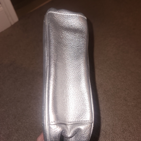 Tory Burch Thea Purse - Picture 4 of 4